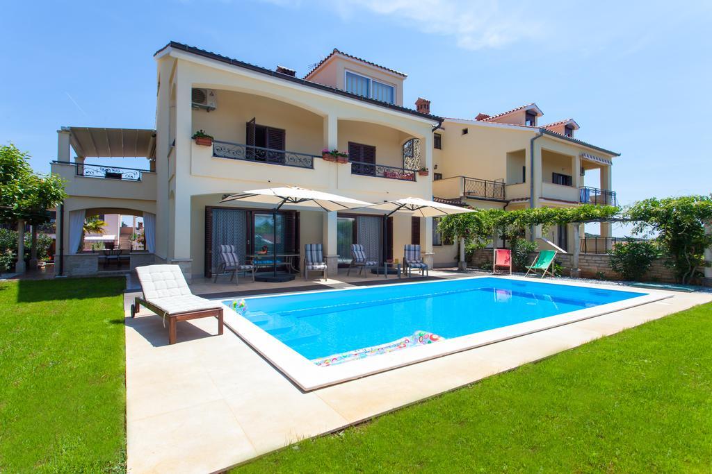 Premium Central Apartments Vrsar Εξωτερικό φωτογραφία